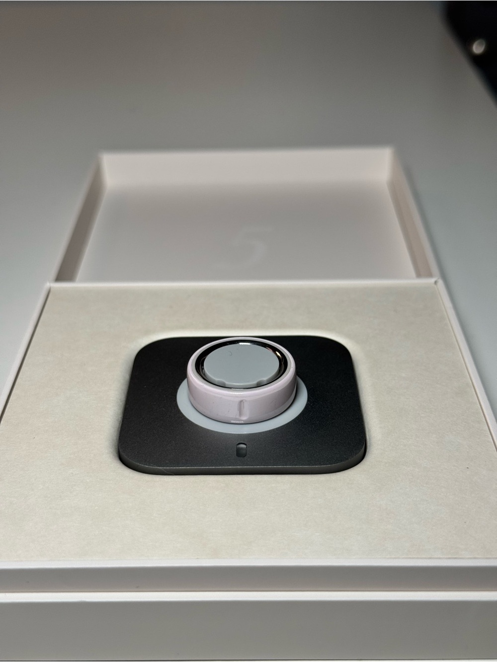 Oura ring series 4 - Picture 3 of 7